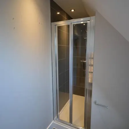 度假居 Luxury 5 Bedroom With Parking *